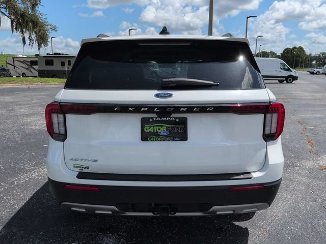 Certified 2026 Ford Explorer Active w/ Active Comfort Package RWD image 6