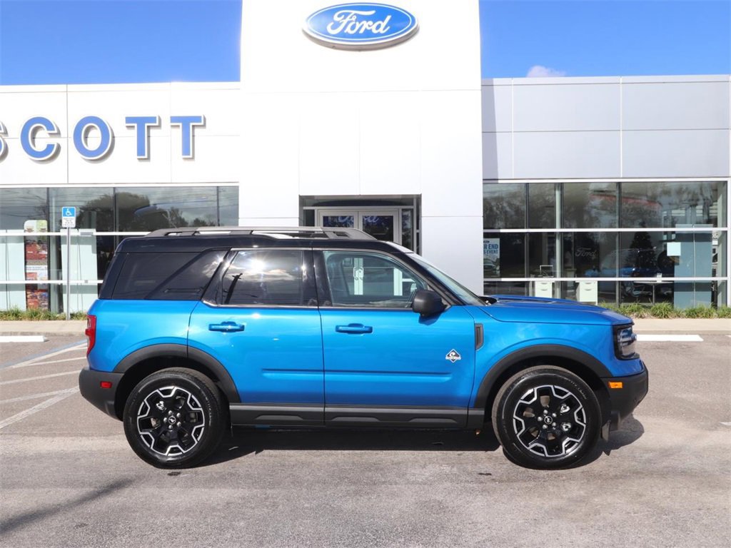 Certified 2025 Ford Bronco Sport Outer Banks w/ Outer Banks Tech Package+ image 6