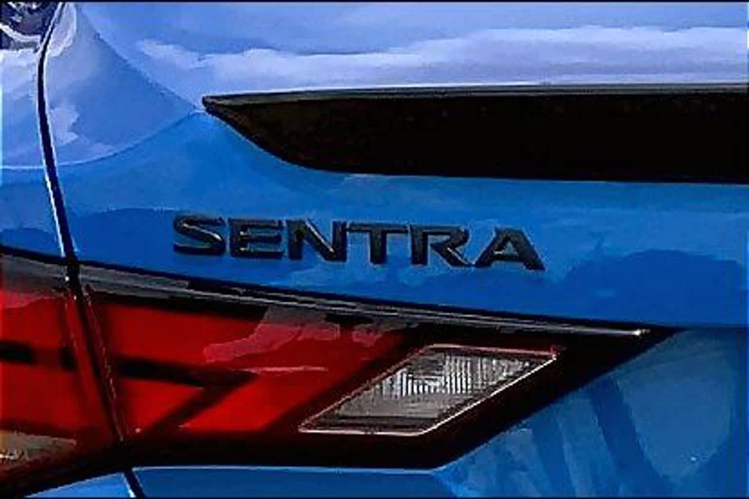 Used 2025 Nissan Sentra SR w/ Midnight Edition FWD image 31