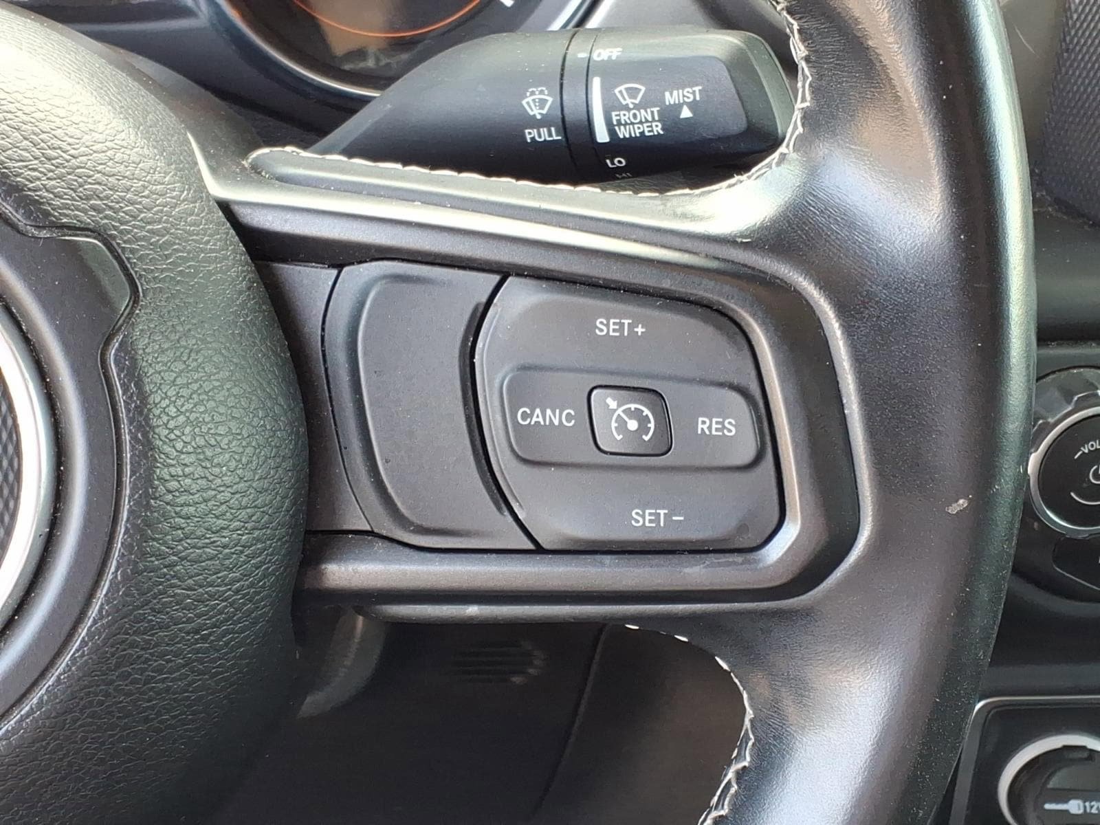 Used 2021 Jeep Gladiator Sport AWD/4WD image 24