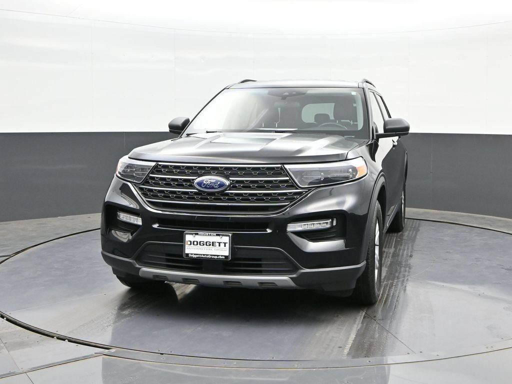 Certified 2023 Ford Explorer XLT w/ Equipment Group 202A AWD/4WD image 26