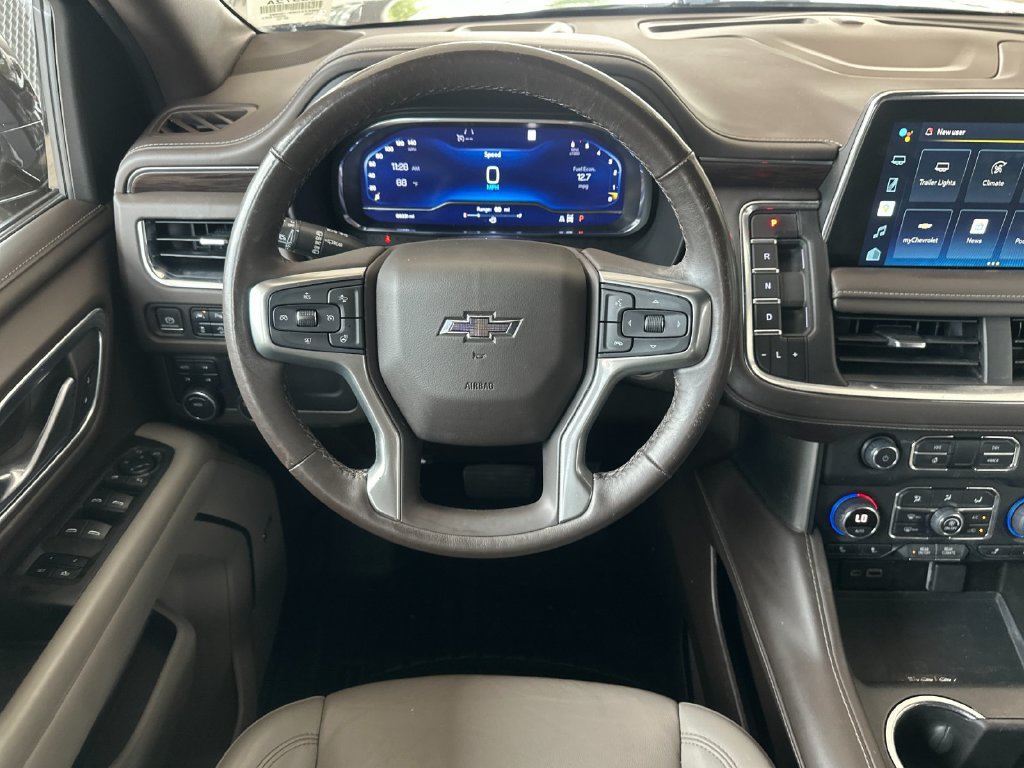 Used 2022 Chevrolet Tahoe Z71 w/ Luxury Package AWD/4WD image 13