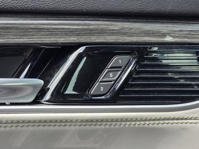 Used 2022 Jeep Wagoneer Series III AWD/4WD image 17