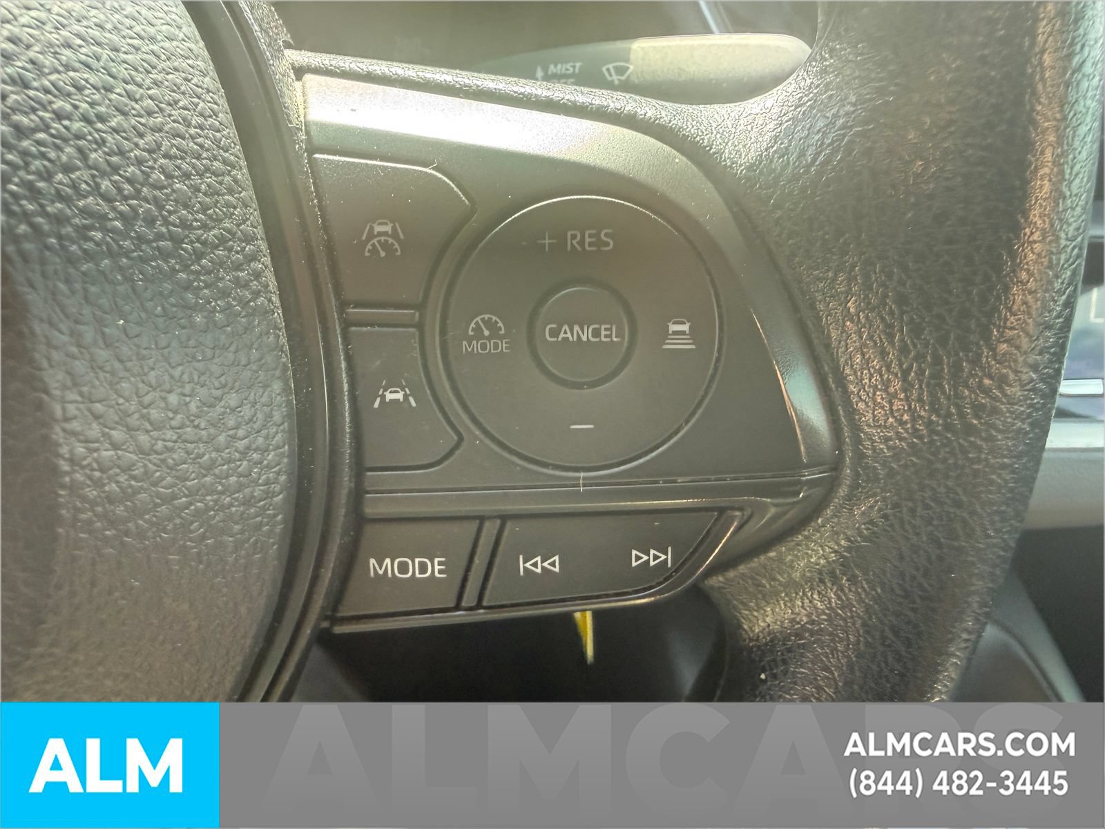 Used 2024 Toyota Corolla LE FWD image 20
