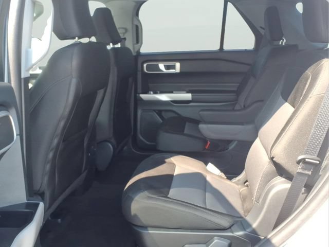 Certified 2024 Ford Explorer XLT w/ Class IV Trailer Tow Package AWD/4WD image 13