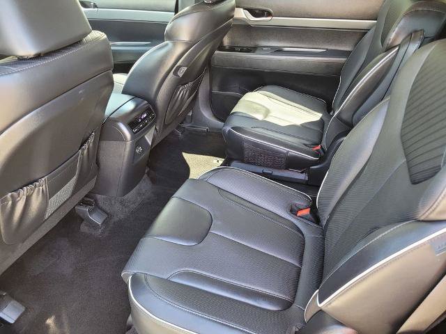 Used 2025 Hyundai Palisade SEL FWD image 12