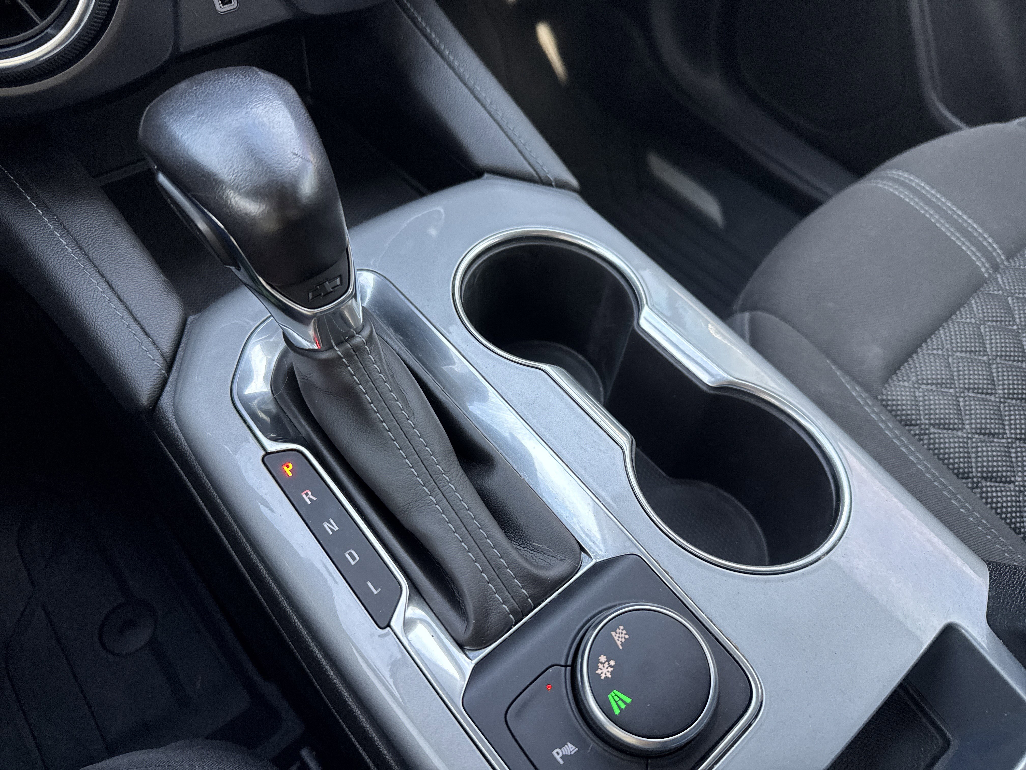 Used 2020 Chevrolet Blazer LT image 25