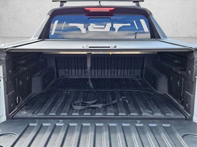 Used 2024 Hyundai Santa Cruz SEL w/ Activity Package image 6