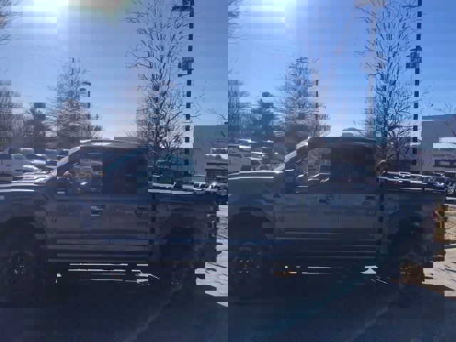 Certified 2018 Ford F150 Raptor w/ Equipment Group 802A Luxury image 5