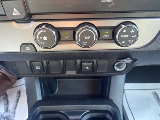 Used 2023 Toyota Tacoma SR5 RWD image 28