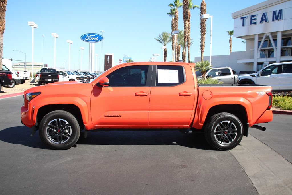 Used 2024 Toyota Tacoma TRD Sport w/ TRD Sport Upgrade Package AWD/4WD image 4