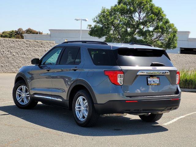 Certified 2023 Ford Explorer XLT RWD image 6