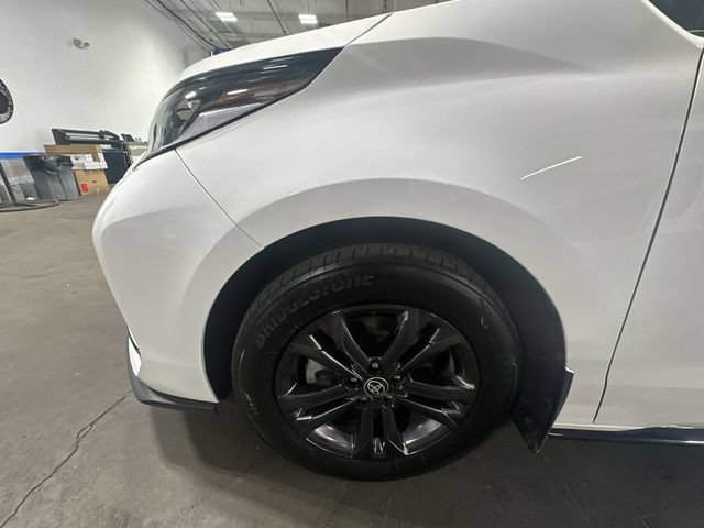 Used 2025 Toyota Sienna XSE w/ XSE Premium Package AWD/4WD image 23