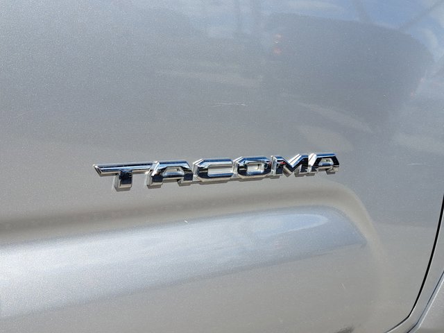 Used 2021 Toyota Tacoma SR5 image 10
