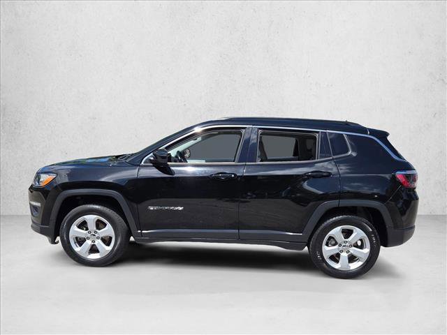 Used 2021 Jeep Compass Latitude w/ Sun and Sound Group AWD/4WD image 9