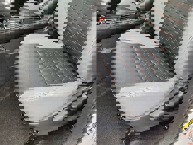 Used 2024 Nissan Kicks SR w/ SR Premium Package image 16