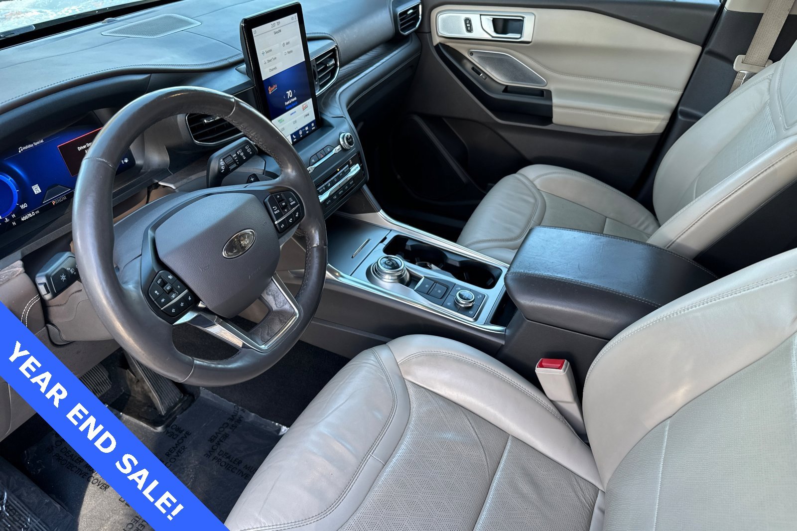 Certified 2020 Ford Explorer Platinum w/ Premium Technology Package image 11