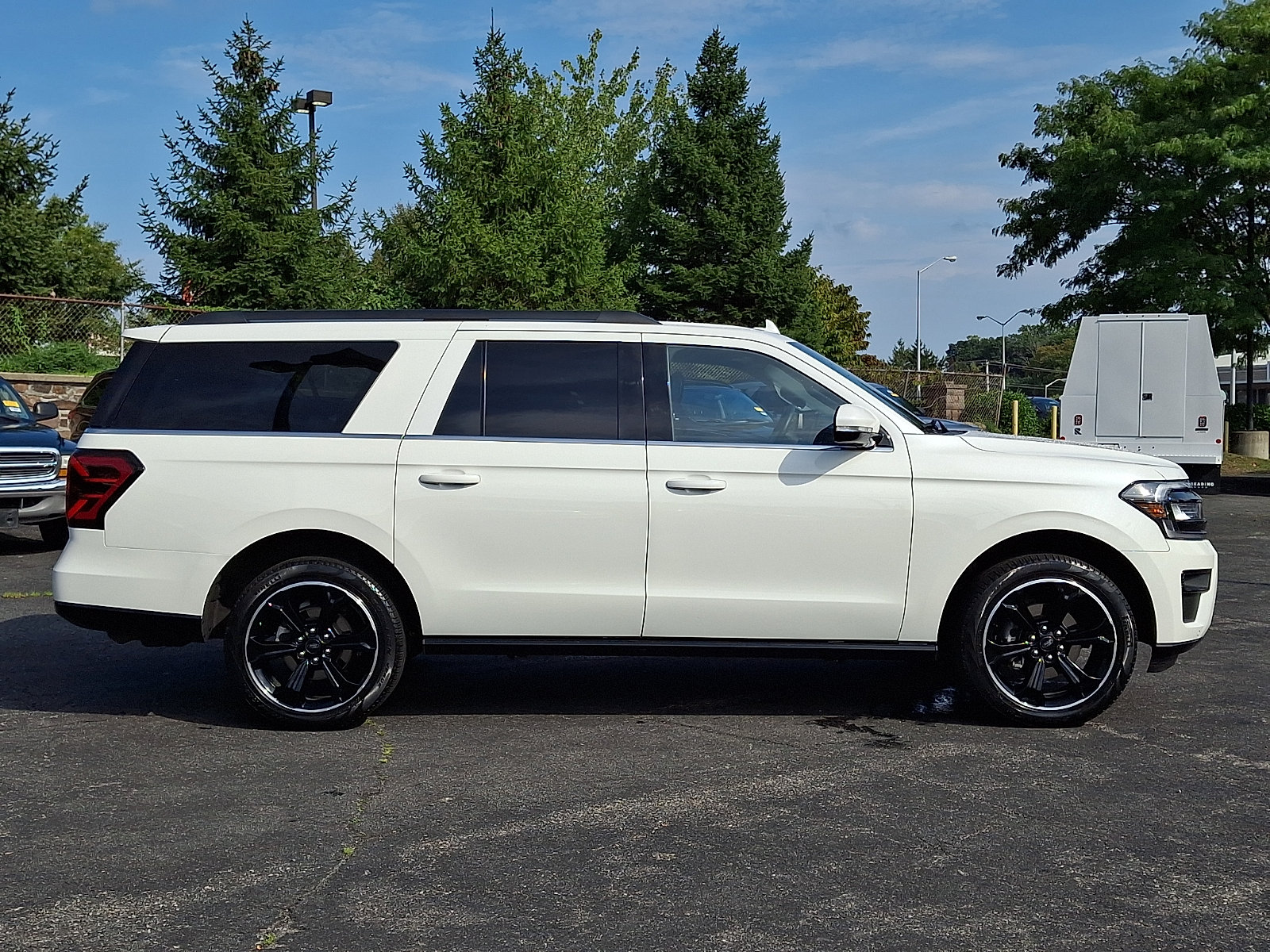 Certified 2024 Ford Expedition Max Limited AWD/4WD image 7