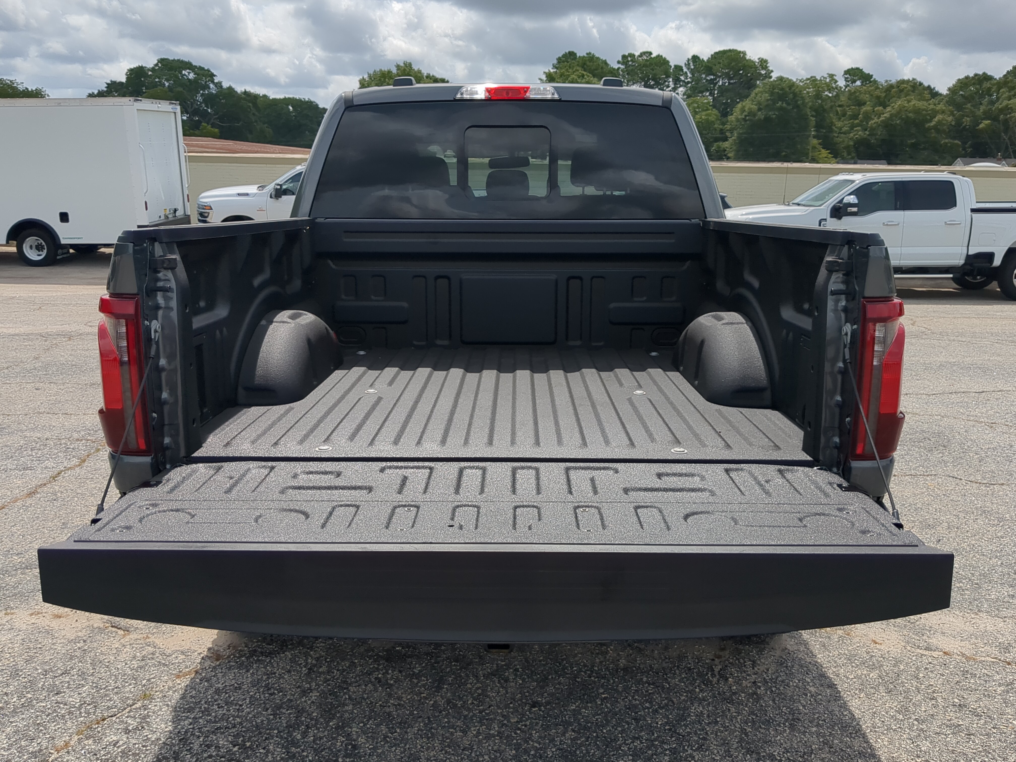 Certified 2025 Ford F150 XLT w/ Equipment Group 302A MID AWD/4WD image 11
