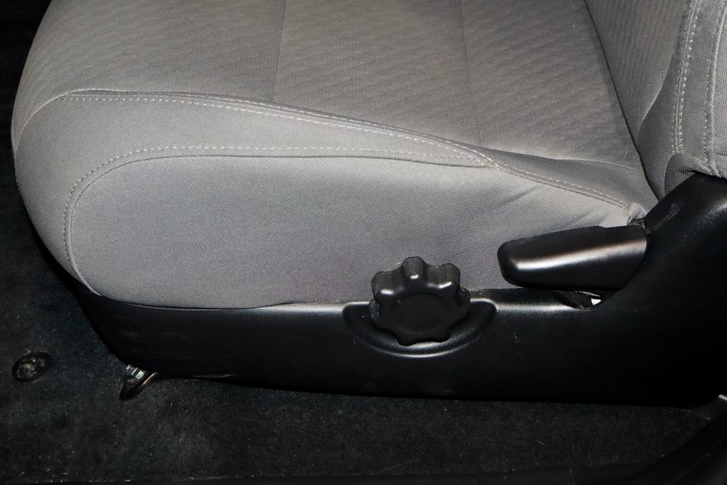 Used 2023 Toyota Tacoma SR AWD/4WD image 23