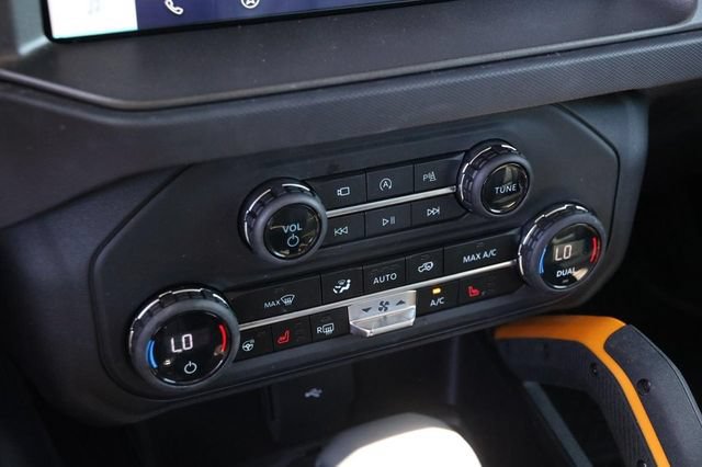 Certified 2024 Ford Bronco Badlands AWD/4WD image 18