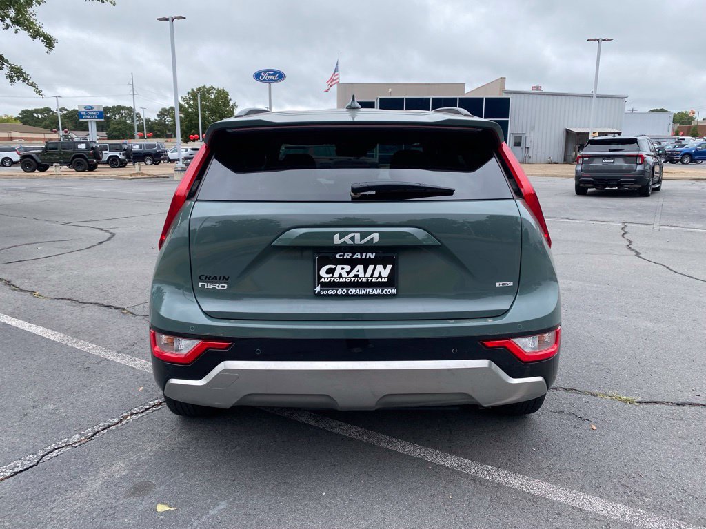 Used 2026 Kia Niro FWD image 6