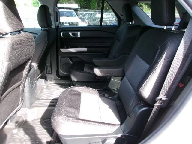 Certified 2023 Ford Explorer XLT AWD/4WD image 9