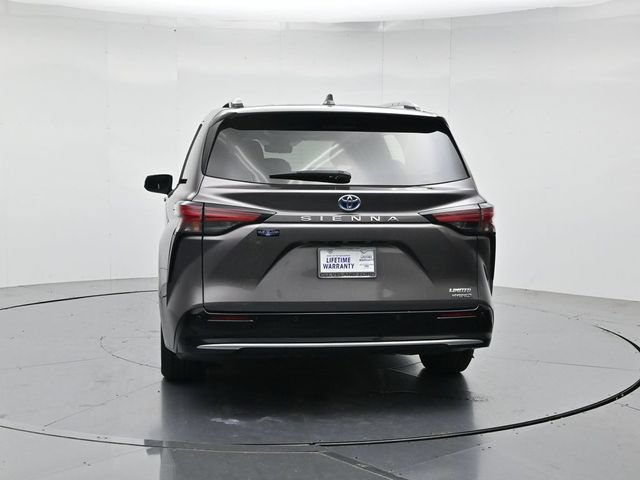 Used 2021 Toyota Sienna Limited FWD image 8
