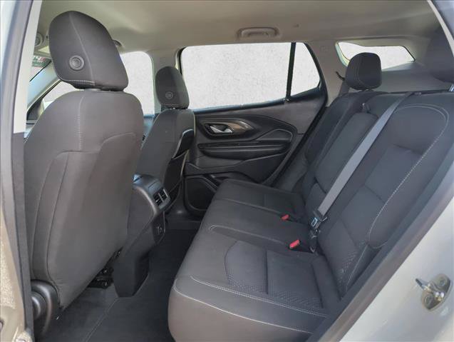 Used 2024 GMC Terrain SLE AWD/4WD image 17