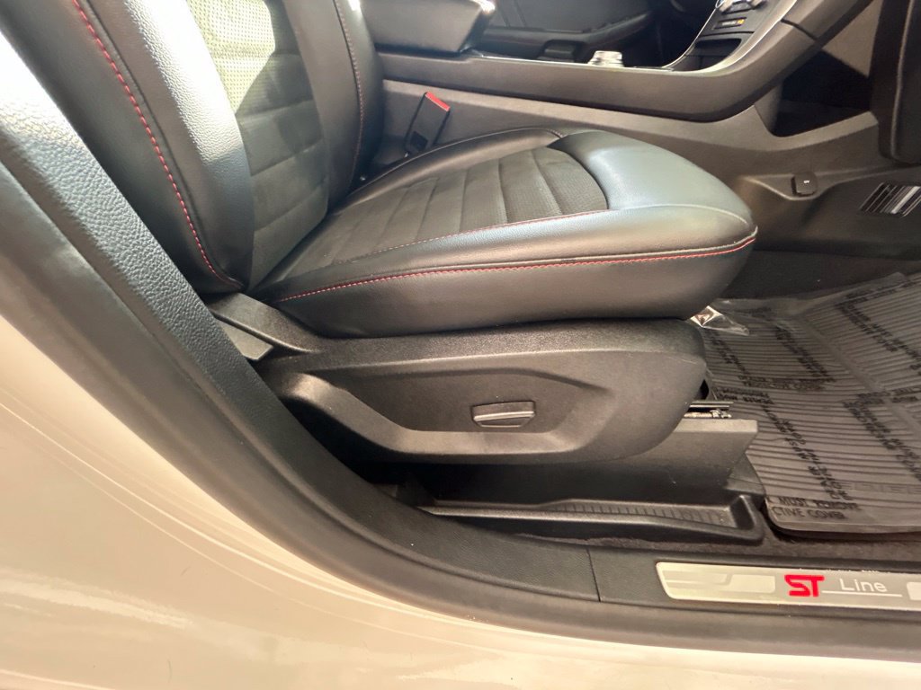 Certified 2021 Ford Edge ST-Line FWD image 24