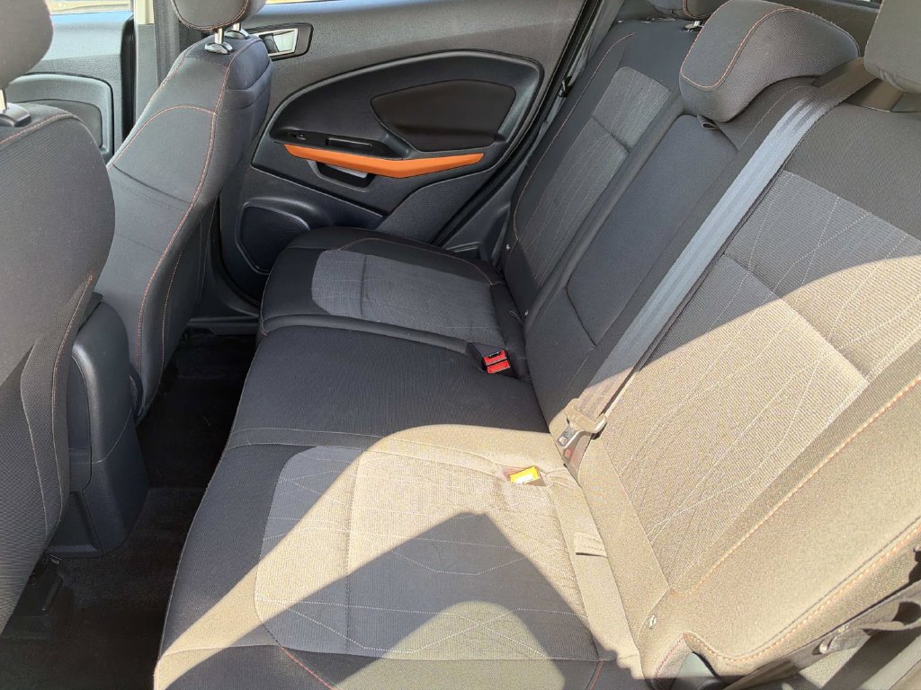 Certified 2021 Ford EcoSport SE w/ SE Appearance Package FWD image 18