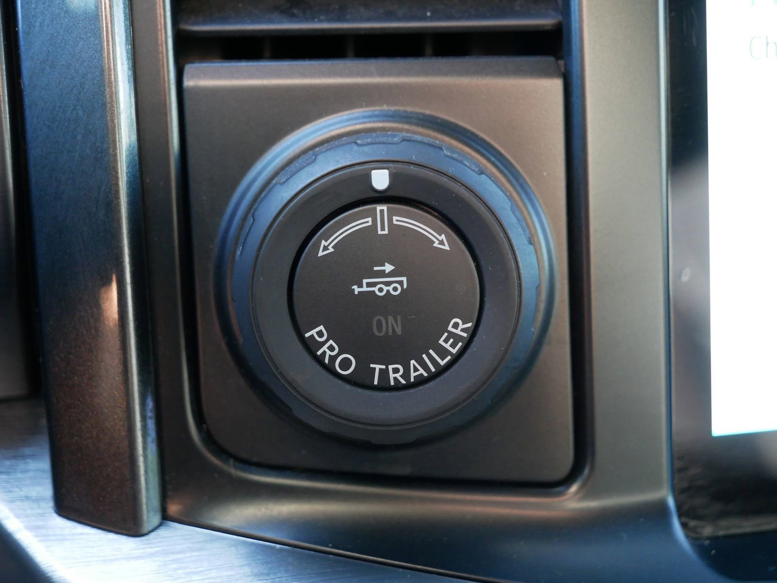 Certified 2021 Ford F150 Lariat w/ Equipment Group 502A High AWD/4WD image 36