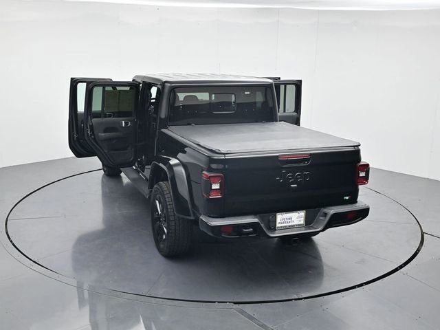 Used 2021 Jeep Gladiator Overland image 41