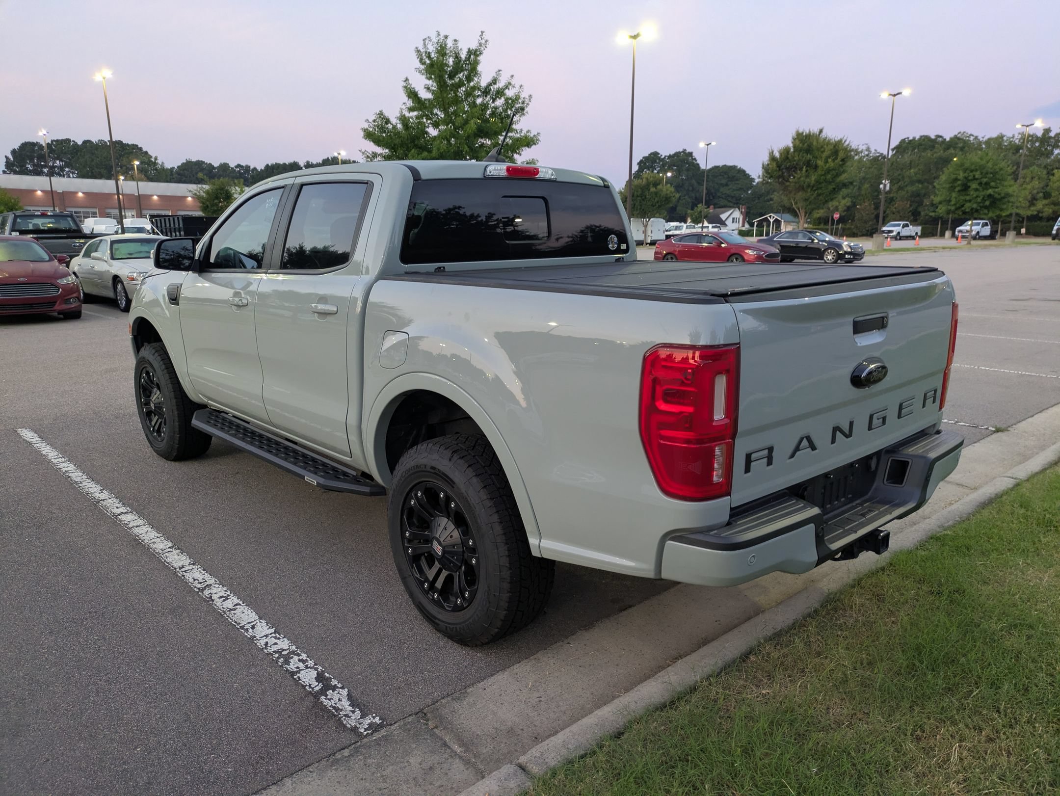 Certified 2021 Ford Ranger Lariat w/ FX4 Off-Road Package AWD/4WD image 4
