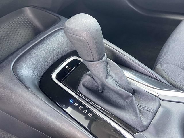 Used 2026 Toyota Corolla LE FWD image 27