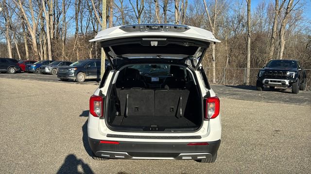 Certified 2023 Ford Explorer XLT w/ Equipment Group 202A image 31
