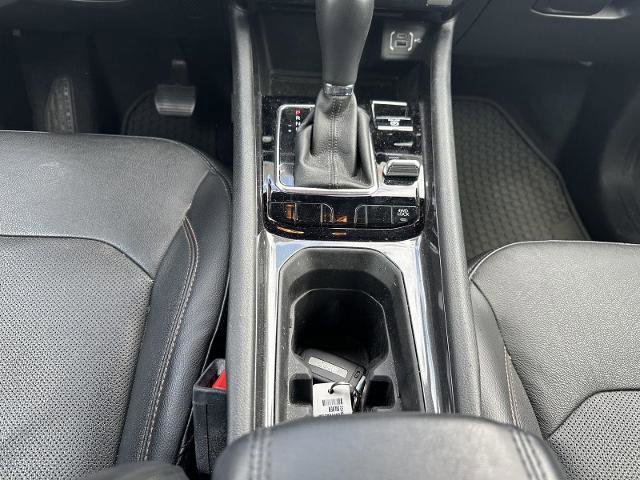 Used 2023 Jeep Compass Latitude w/ Sun and Sound Group AWD/4WD image 30