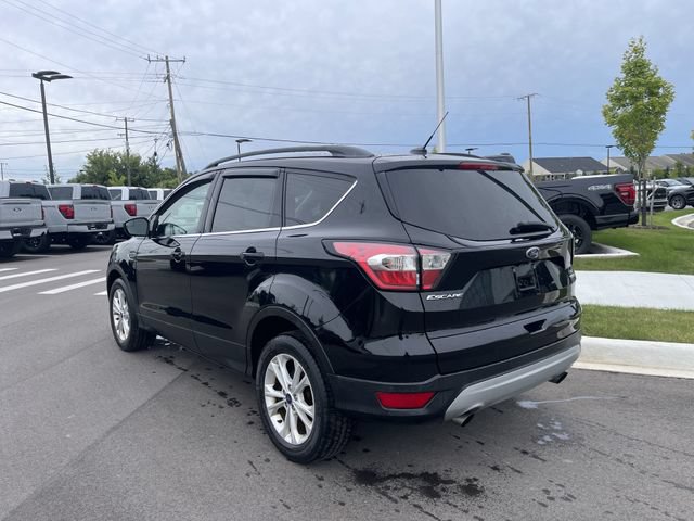 Certified 2018 Ford Escape SE FWD image 3