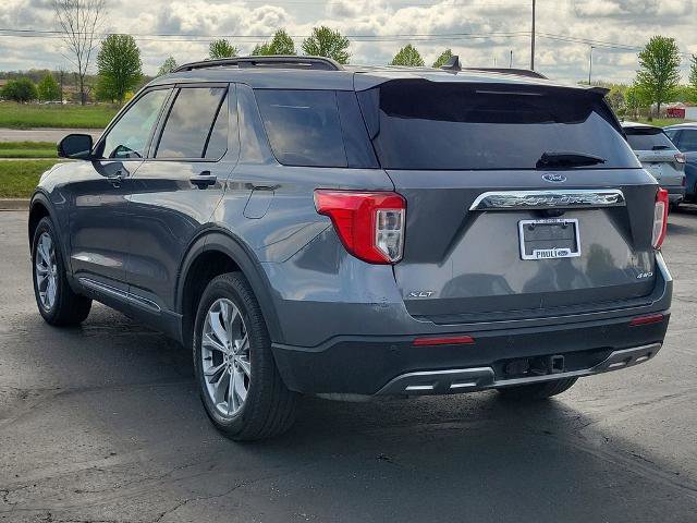 Certified 2023 Ford Explorer XLT w/ Equipment Group 202A AWD/4WD image 3