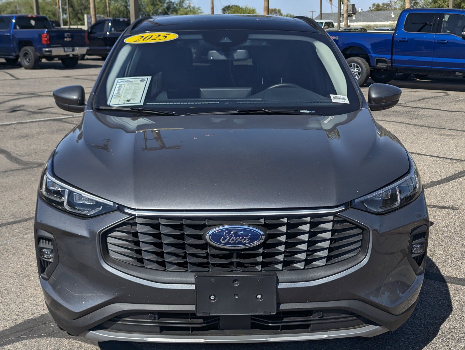 Certified 2025 Ford Escape Platinum AWD/4WD image 6