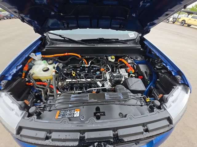 Certified 2023 Ford Maverick Lariat w/ Lariat Luxury Package FWD image 24
