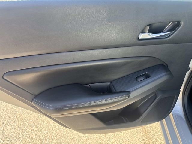 Used 2022 Nissan Altima 2.5 SV image 11