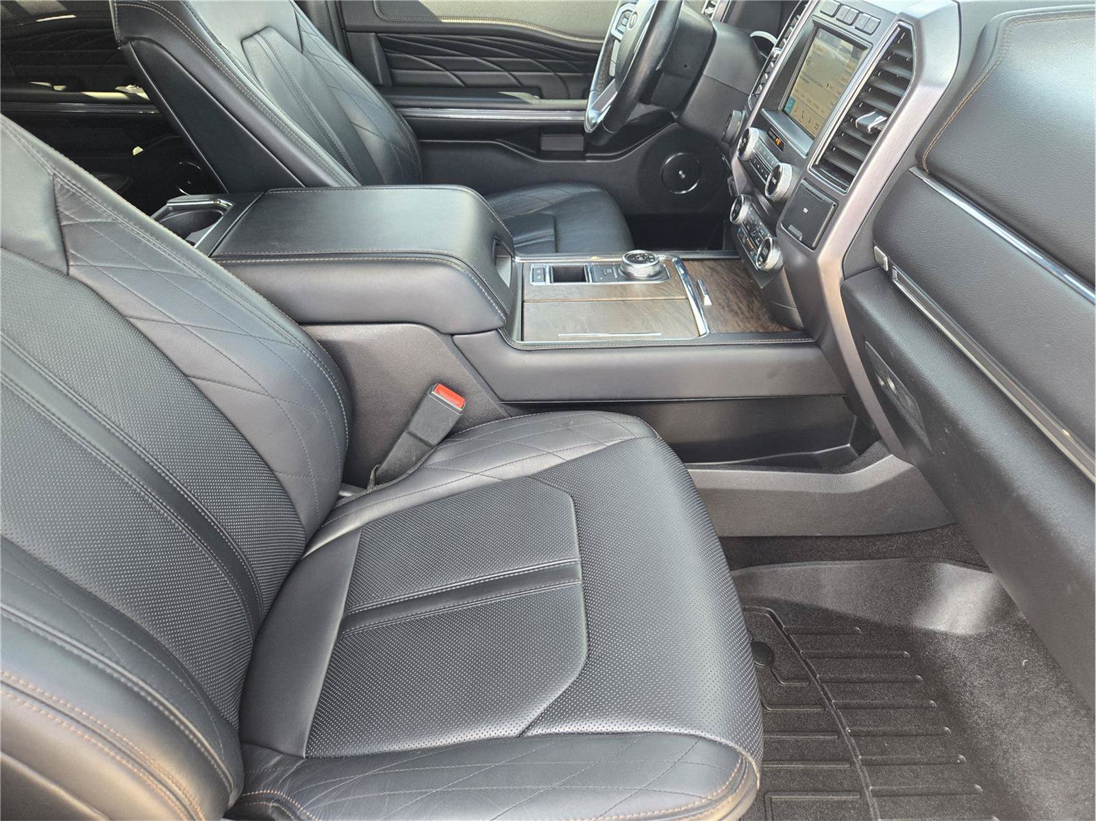Certified 2019 Ford Expedition Platinum RWD image 13
