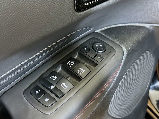 Used 2023 Dodge Durango R/T w/ Tow 'N Go Package AWD/4WD image 8