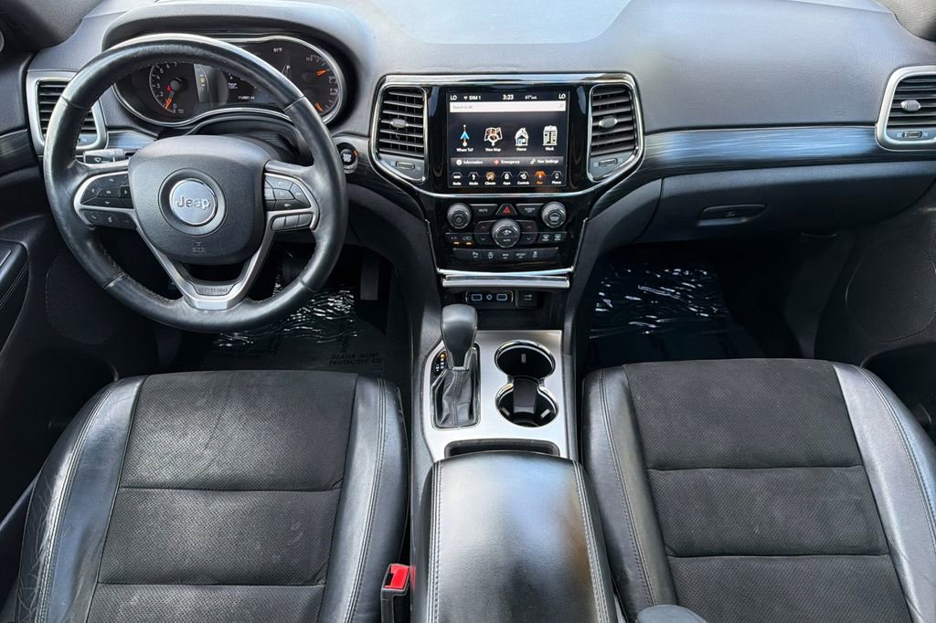 Used 2019 Jeep Grand Cherokee Altitude AWD/4WD image 9