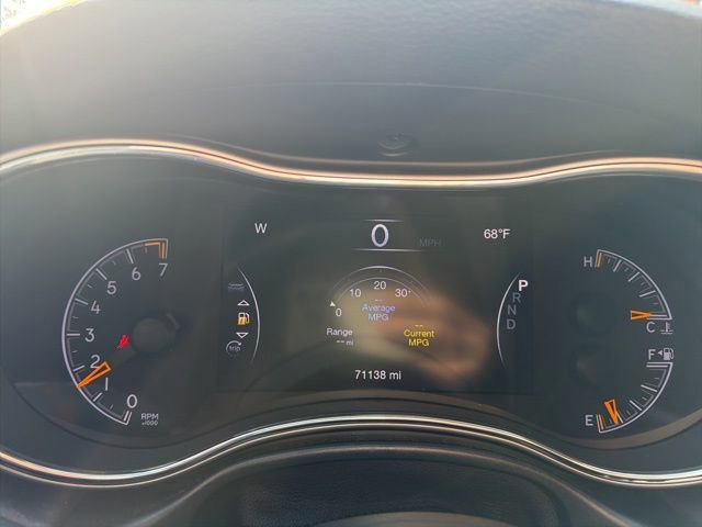 Used 2020 Jeep Grand Cherokee Altitude image 14