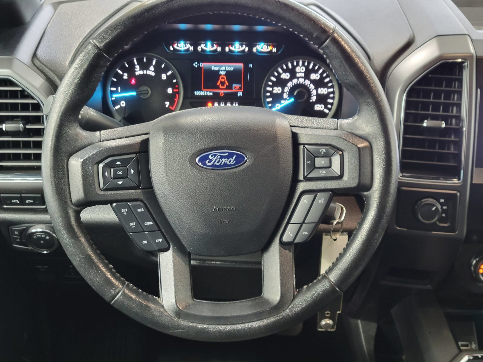 Certified 2020 Ford F150 XLT w/ Equipment Group 302A Luxury AWD/4WD image 25