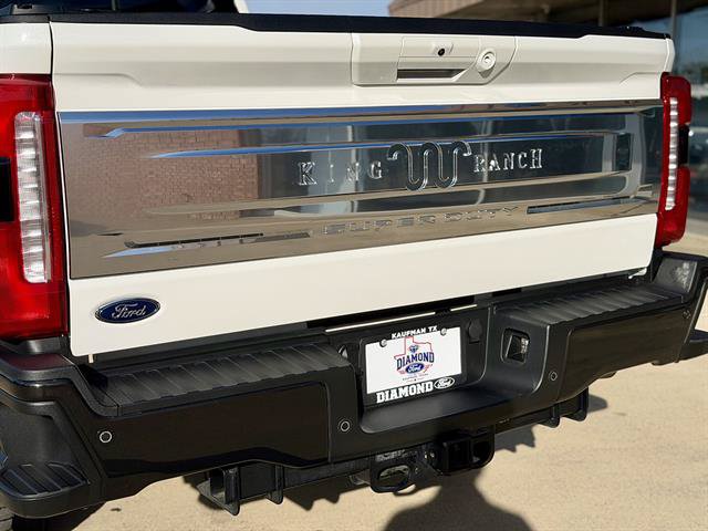 Certified 2025 Ford F250 King Ranch w/ FX4 Off-Road Package AWD/4WD image 7