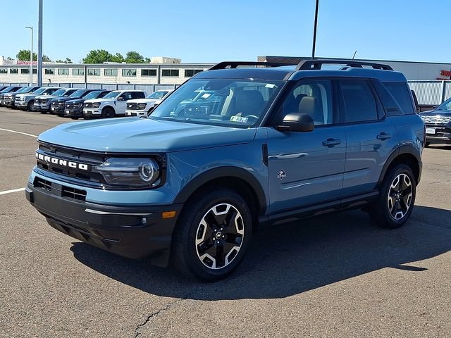 Certified 2023 Ford Bronco Sport Outer Banks w/ Tech Package AWD/4WD image 3