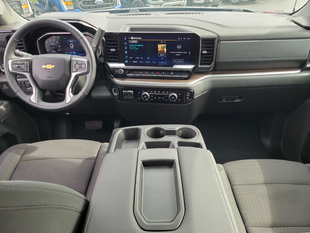Used 2026 Chevrolet Silverado 1500 LT w/ Protection Package AWD/4WD image 11